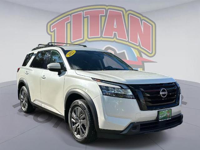 Certified 2022 Nissan Pathfinder SV w/ SV Black Package image 1
