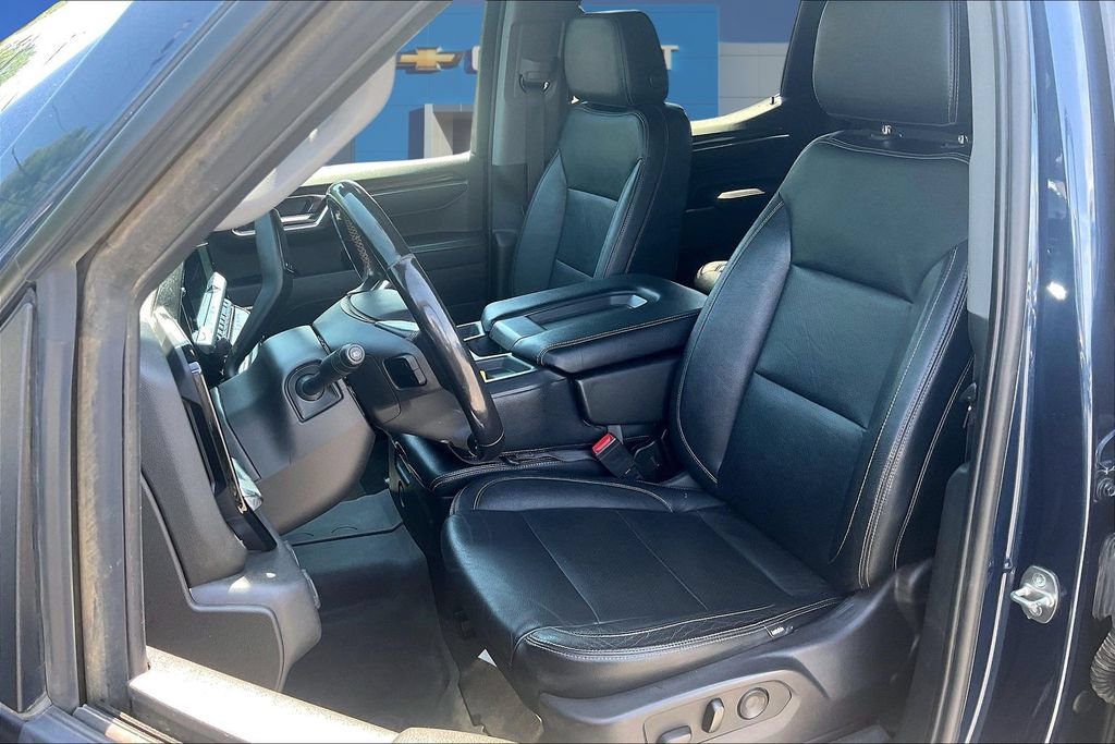 Used 2022 Chevrolet Silverado 1500 LT AWD/4WD image 22