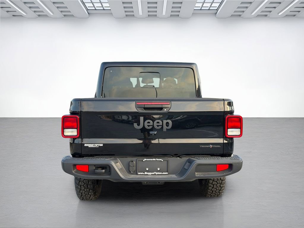 New 2026 Jeep Gladiator Sport AWD/4WD image 4