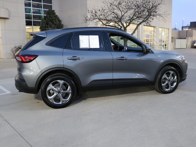 Used 2025 Ford Escape ST-Line Select image 6