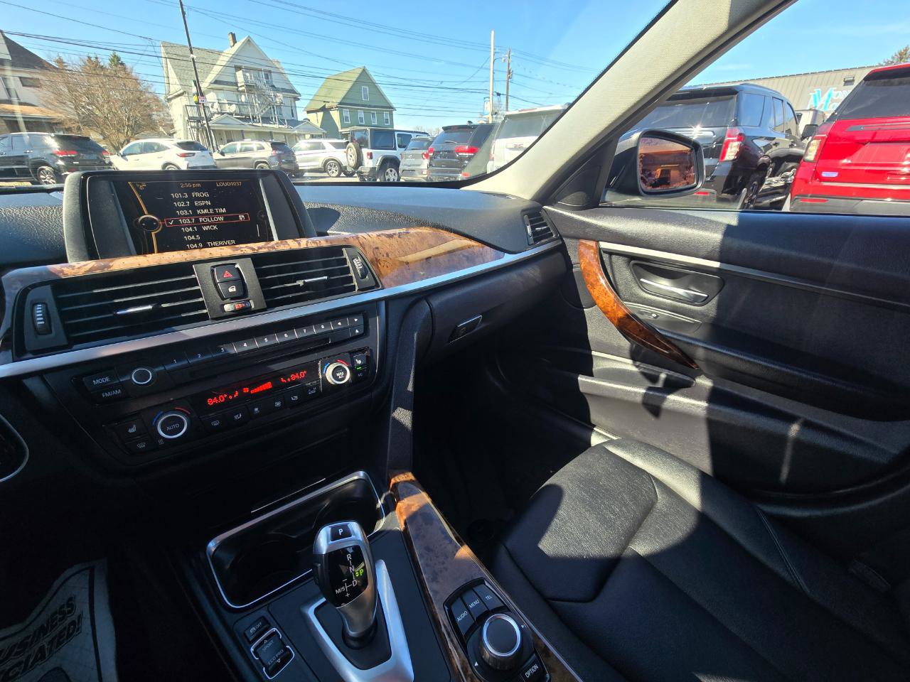 Used 2014 BMW 328i xDrive Sedan AWD/4WD image 10