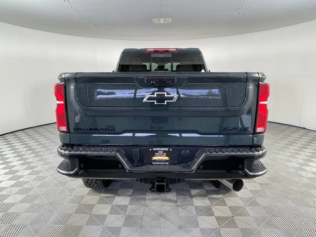 New 2026 Chevrolet Silverado 2500 ZR2 w/ LPO, Dark Essentials Package AWD/4WD image 15