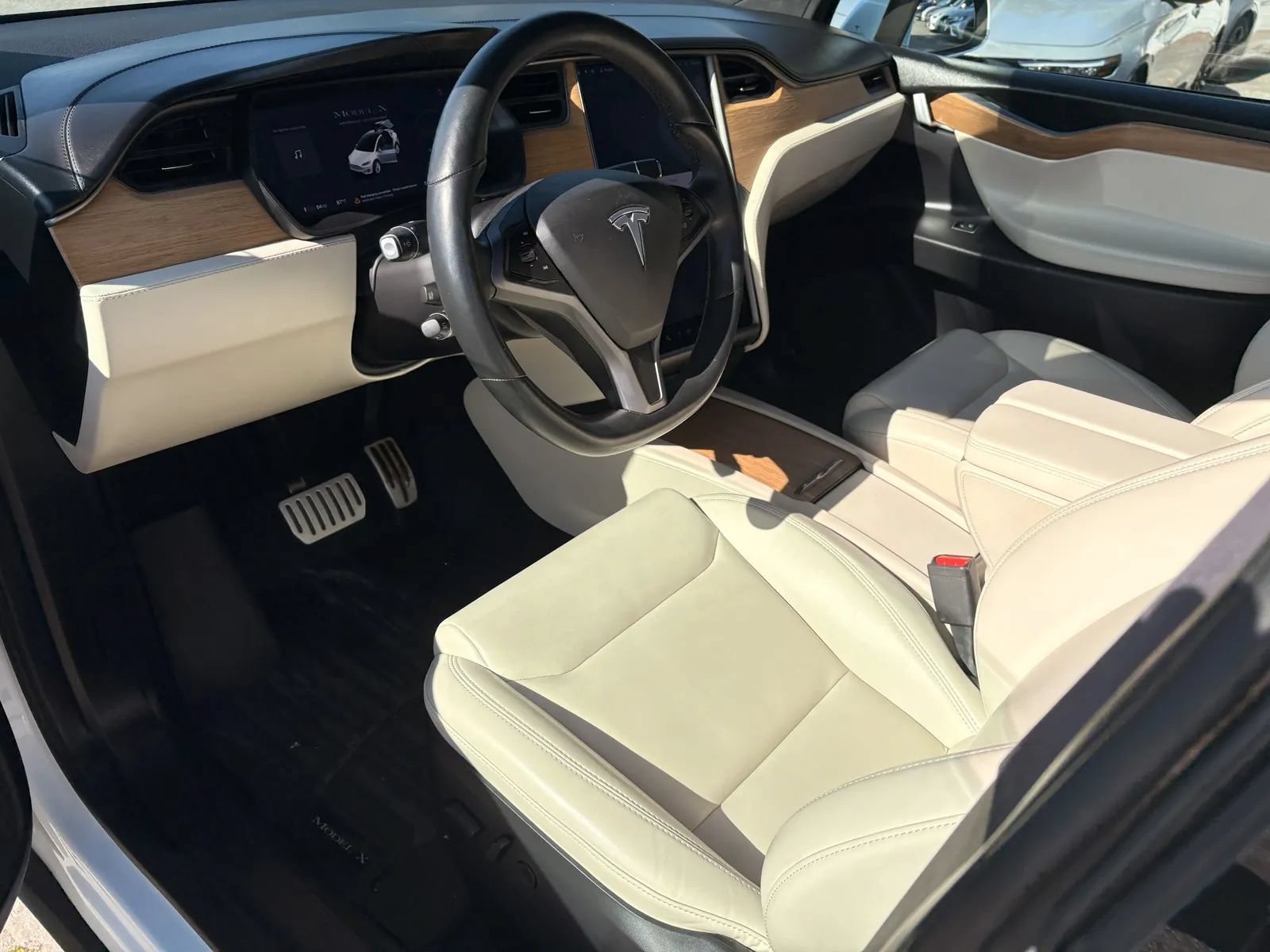 Used 2020 Tesla Model X Performance AWD/4WD image 9