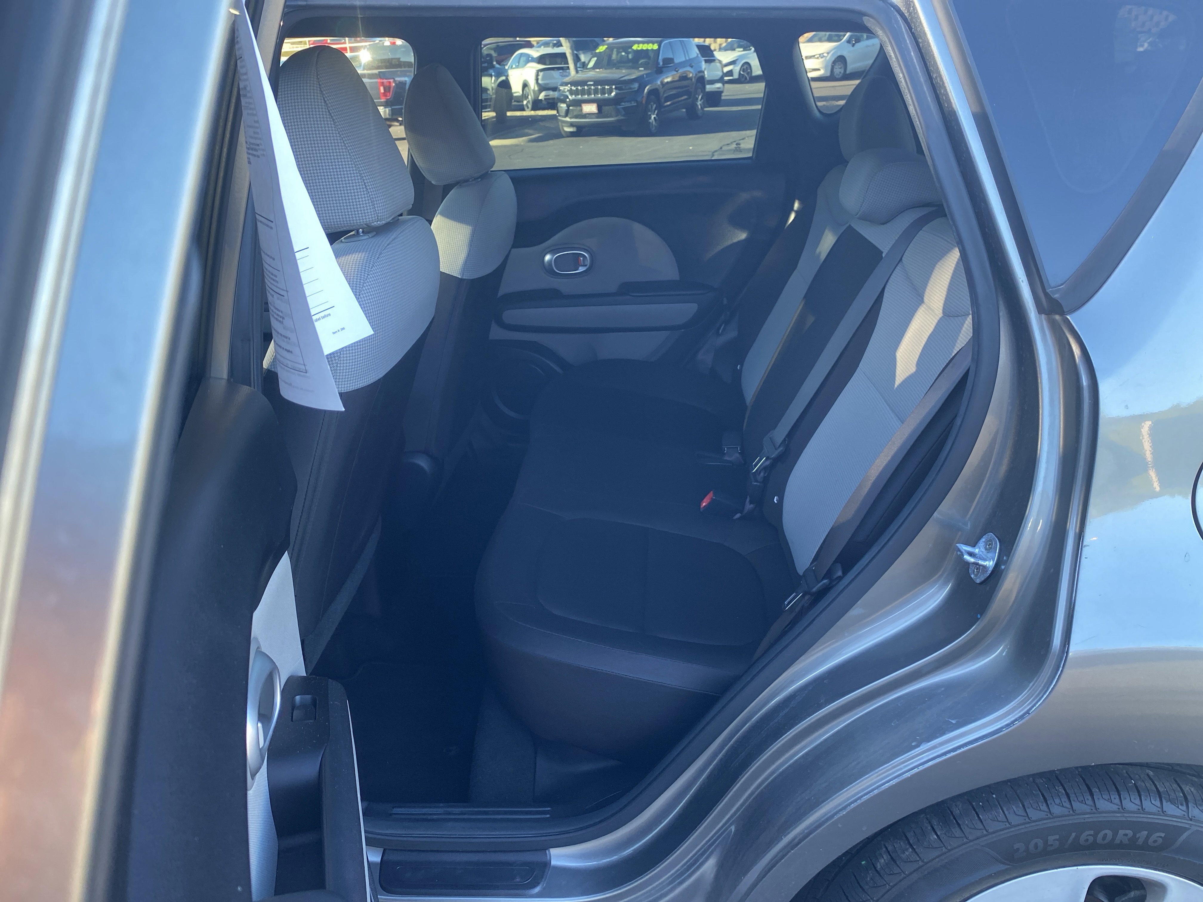 Used 2016 Kia Soul image 18