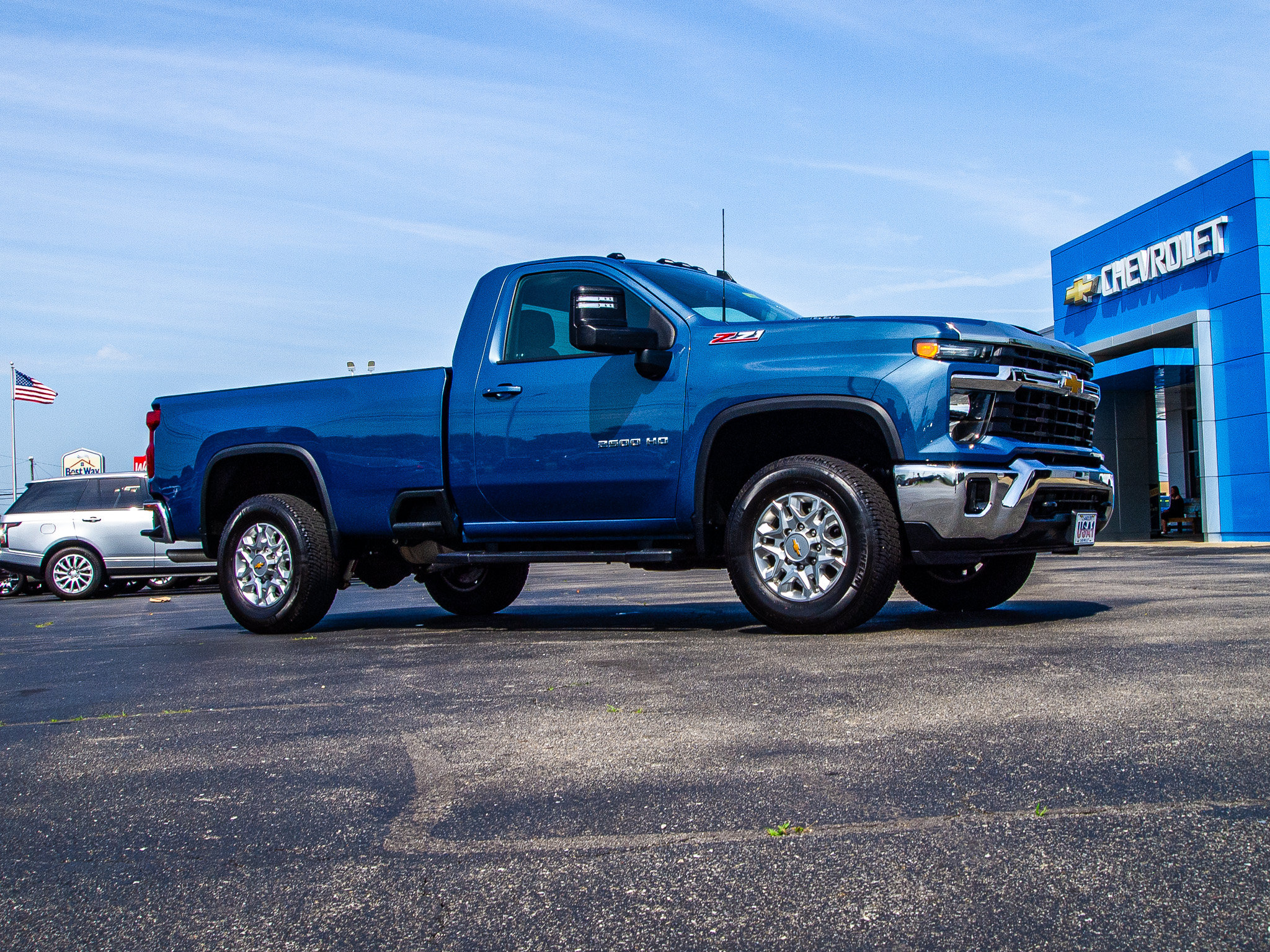 Used 2024 Chevrolet Silverado 2500 LT w/ Convenience Package AWD/4WD image 9