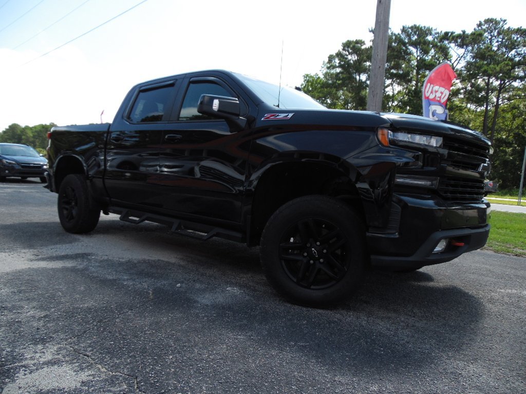 Used 2020 Chevrolet Silverado 1500 LT Trail Boss image 2