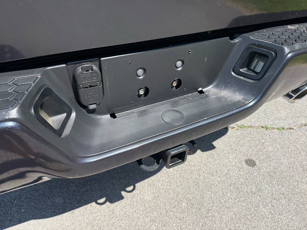 Used 2017 RAM 1500 Express w/ Express Value Package AWD/4WD image 31
