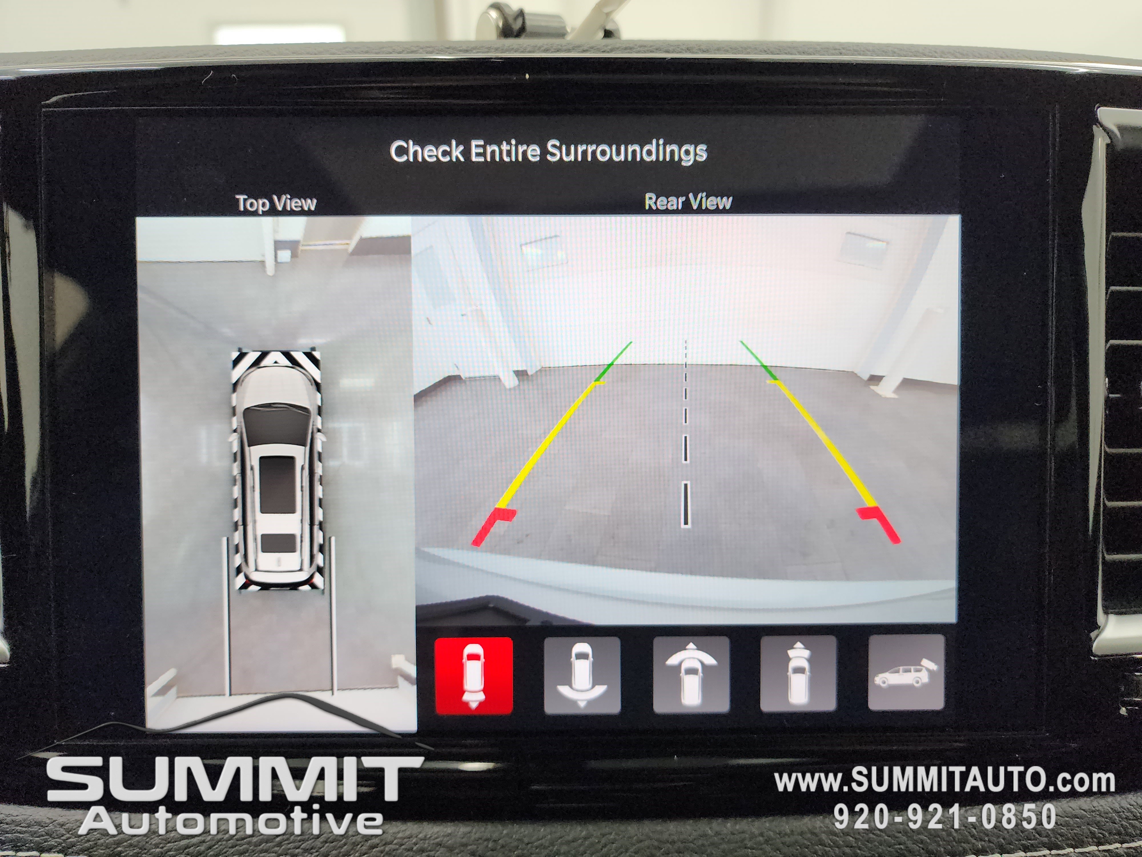 New 2026 Chrysler Pacifica Limited w/ S Appearance Package image 16