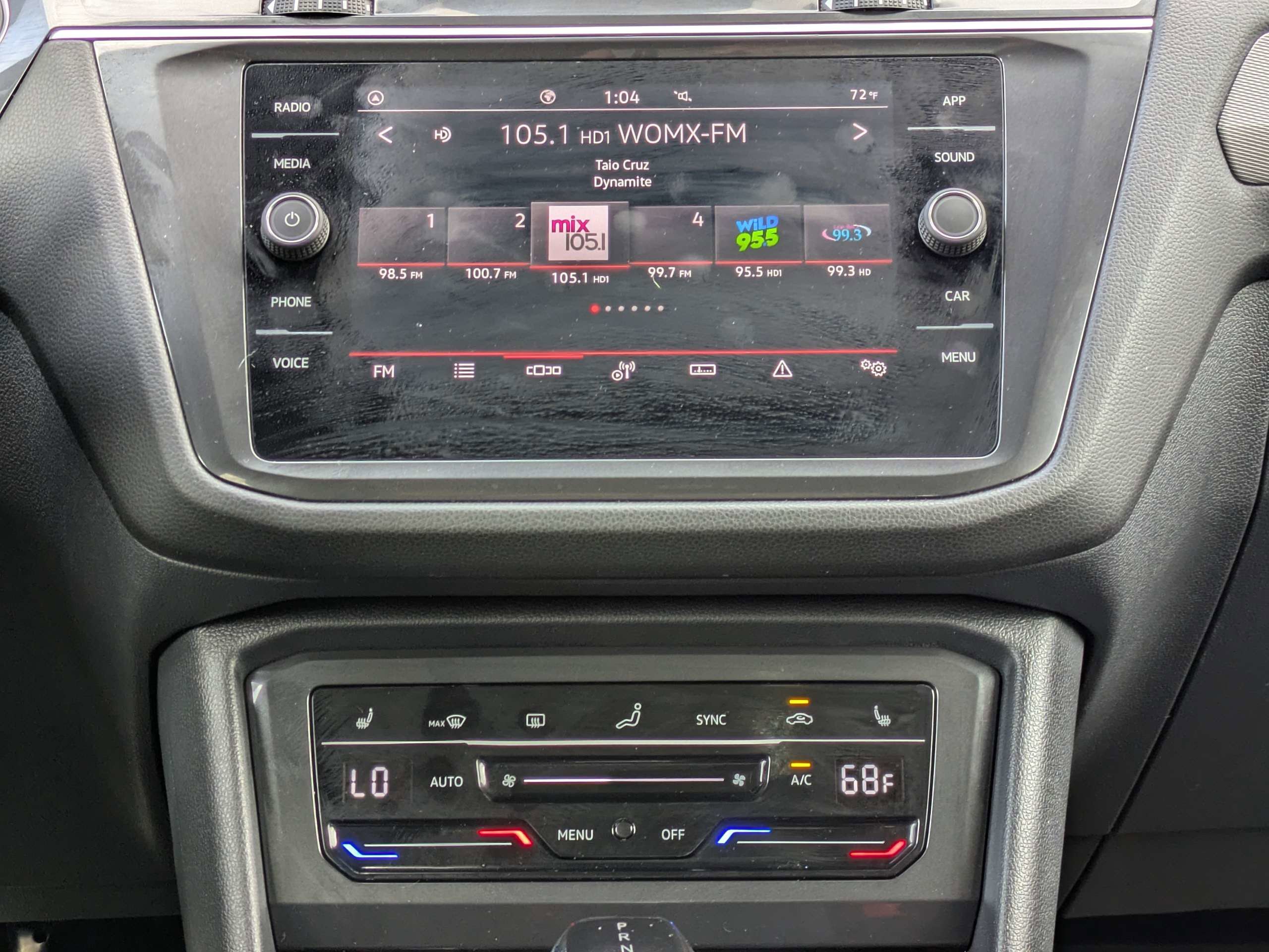 Used 2024 Volkswagen Tiguan SE R-Line image 19