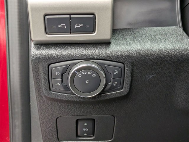 Used 2019 Ford F250 Lariat w/ Chrome Package image 14