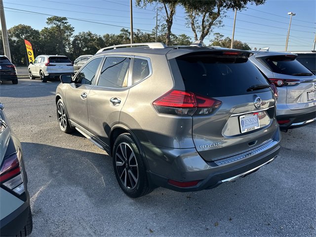 Used 2017 Nissan Rogue SL w/ SL Premium Package image 6