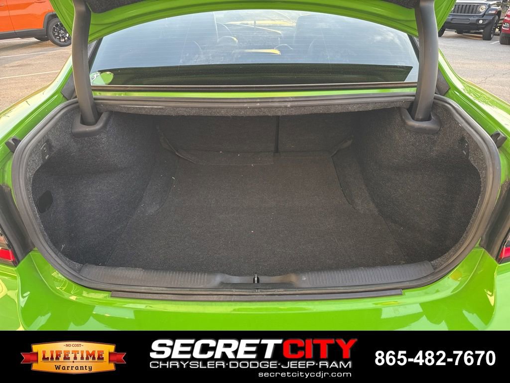 Used 2017 Dodge Charger SRT w/ Harman/Kardon Audio Group image 18