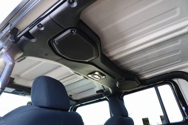 Used 2023 Jeep Gladiator Sport AWD/4WD image 19