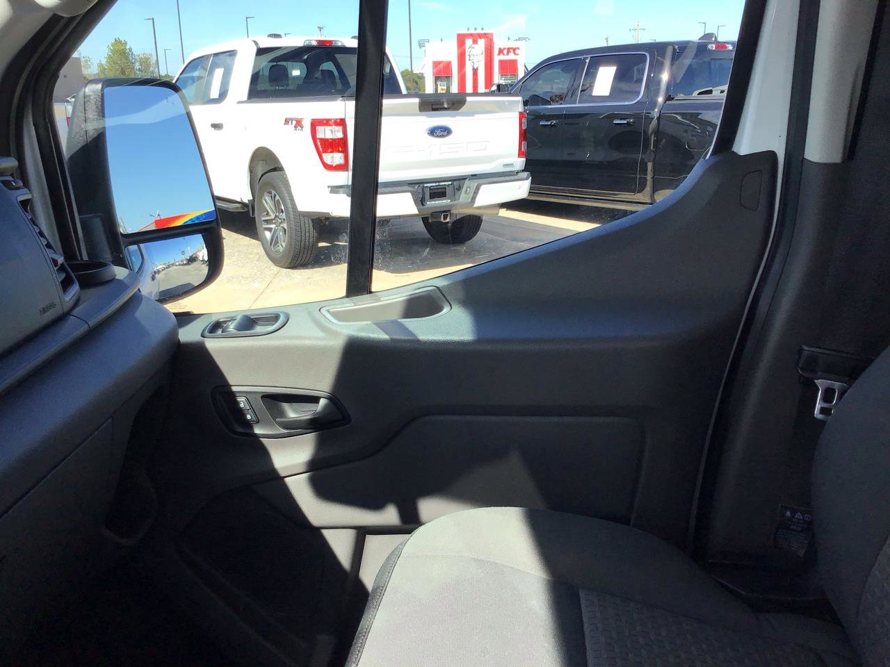 Used 2021 Ford Transit 350 XLT image 20