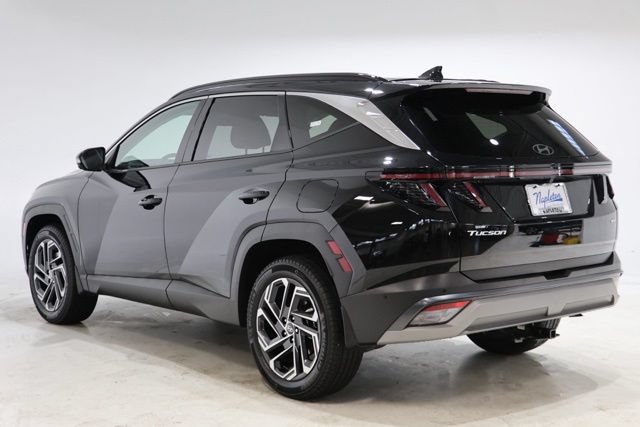Certified 2025 Hyundai Tucson Limited AWD/4WD image 5