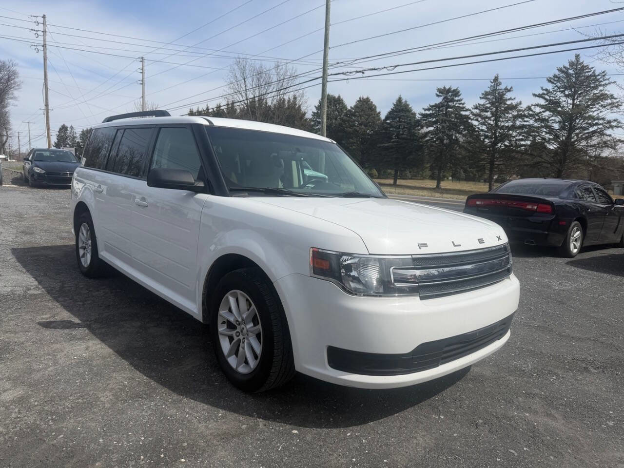 Used 2017 Ford Flex SE image 2