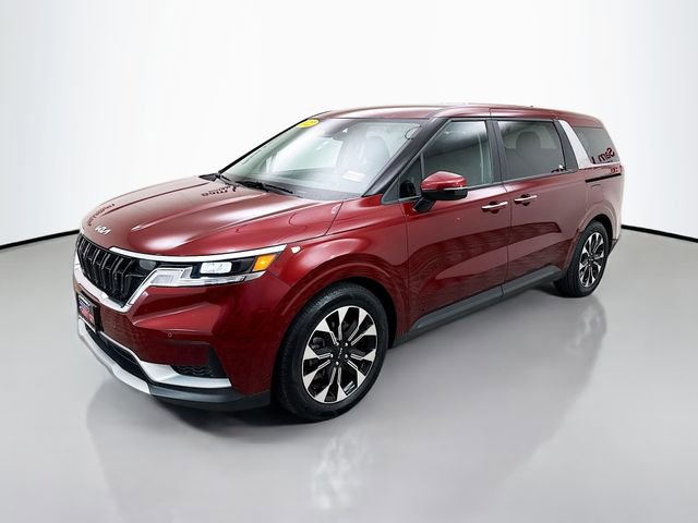 Used 2022 Kia Carnival EX image 4