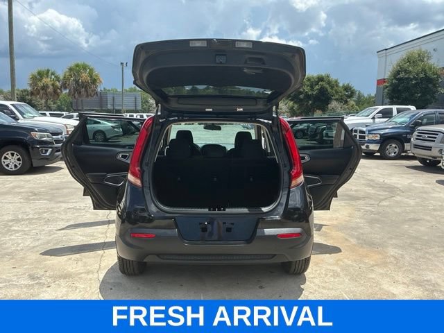 Used 2020 Kia Soul LX FWD image 14