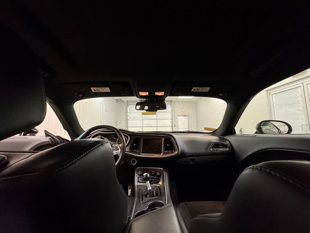 Used 2015 Dodge Challenger R/T Scat Pack w/ Leather Interior Group image 16