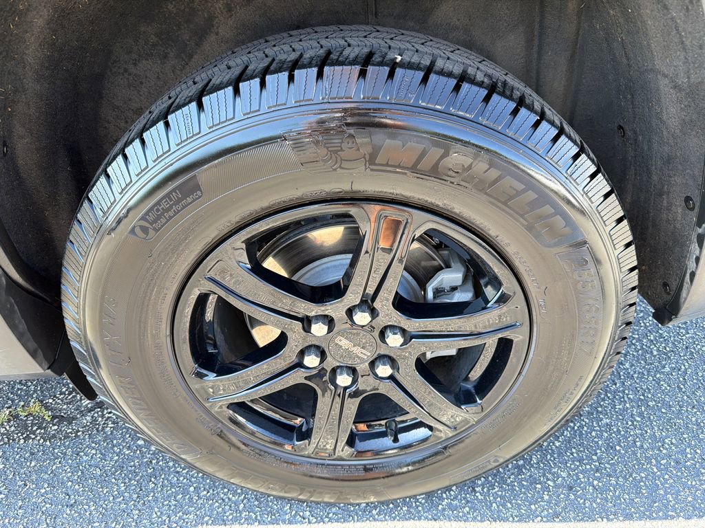 Used 2021 GMC Acadia AT4 w/ Trailering Package AWD/4WD image 20