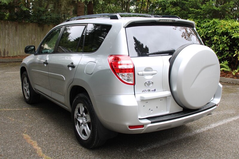 Used 2011 Toyota RAV4 4WD w/ Base L4 Extra Value Pkg image 4