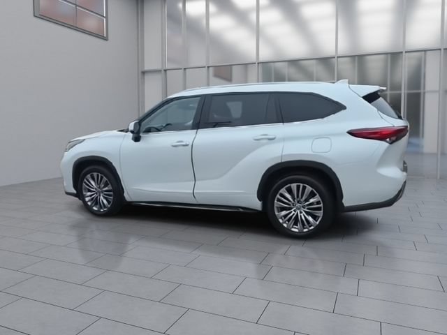 Used 2023 Toyota Highlander Platinum AWD/4WD image 6