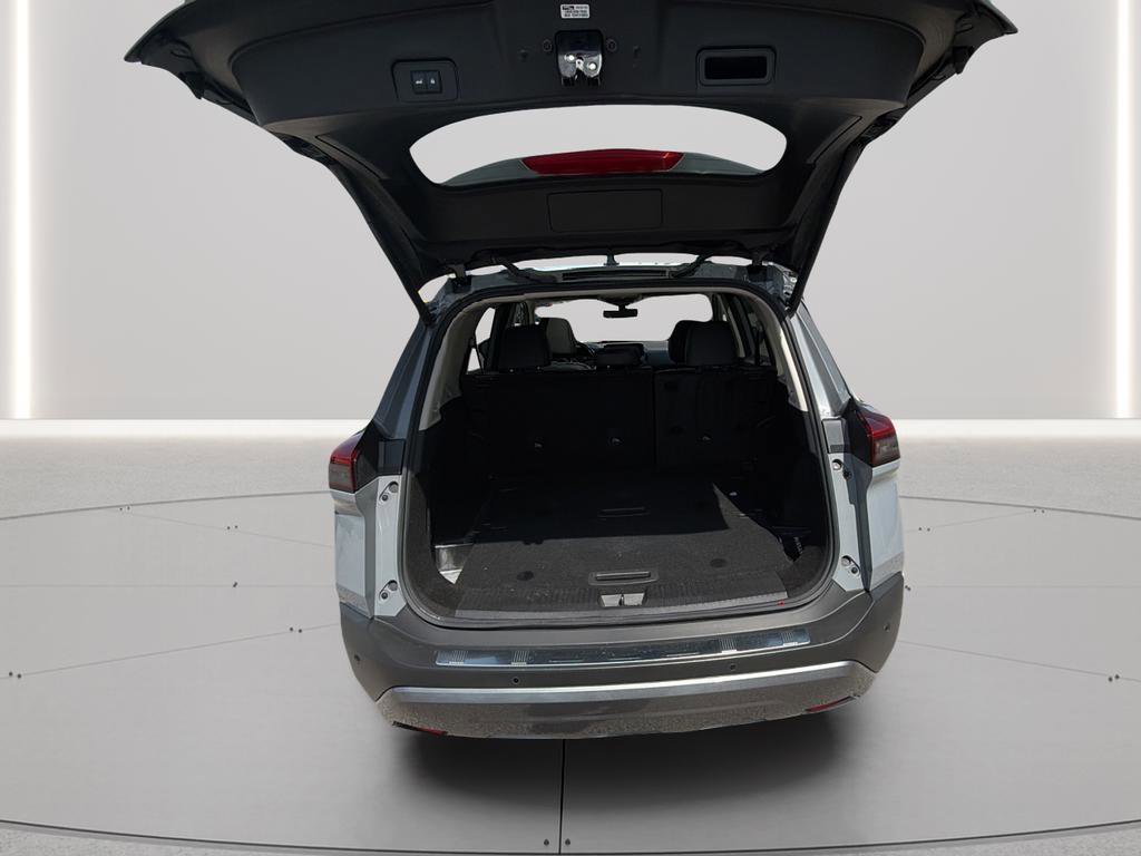 Used 2023 Nissan Rogue SL w/ SL Premium Package image 16