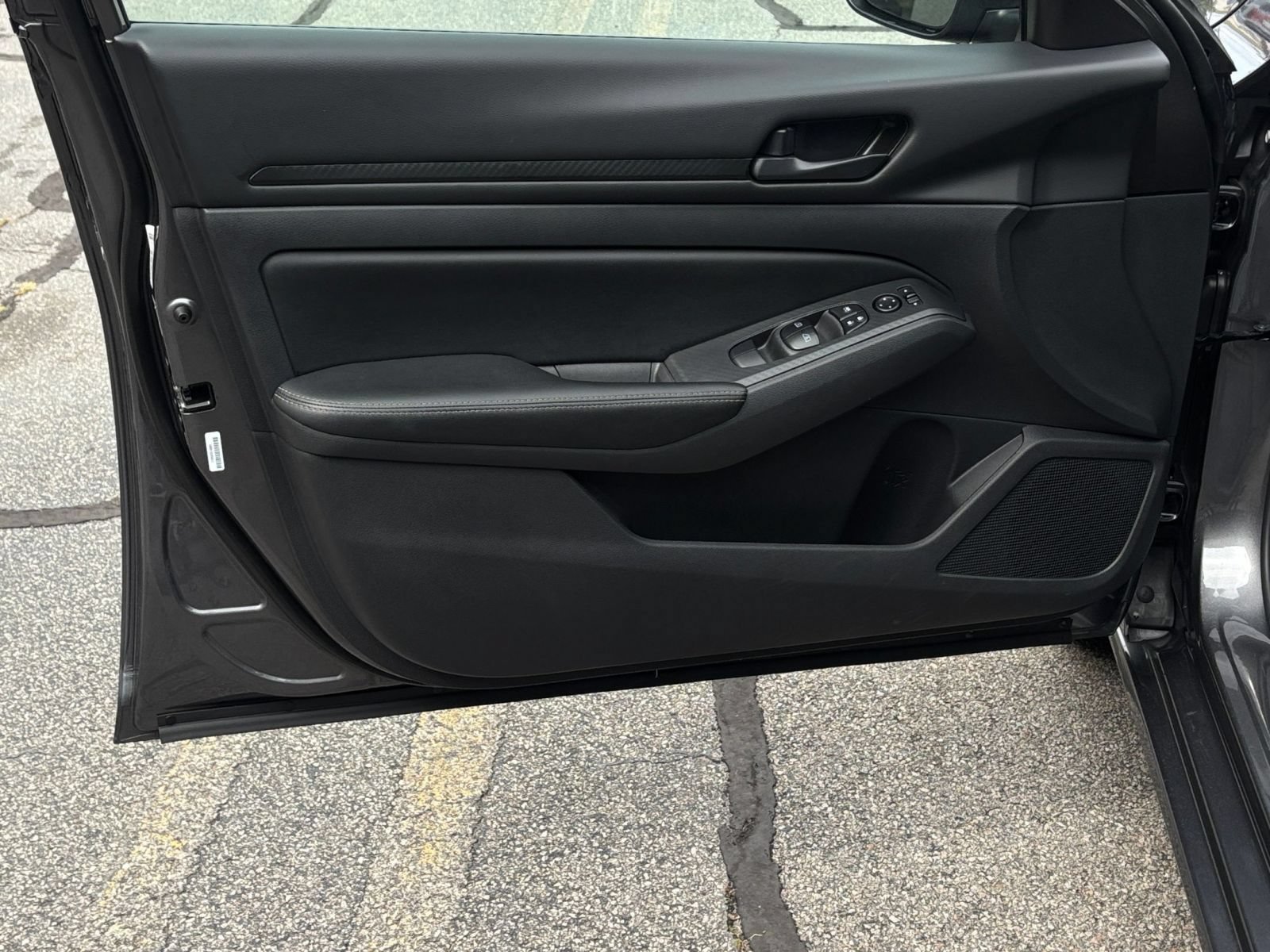 Used 2026 Nissan Altima 2.5 SV FWD image 18
