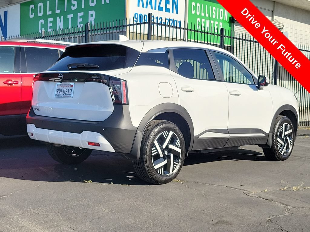 Used 2025 Nissan Kicks SV FWD image 30