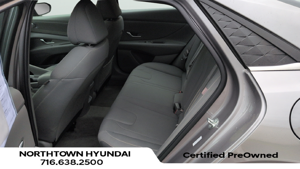 Certified 2024 Hyundai Elantra SEL w/ Convenience Package FWD image 18