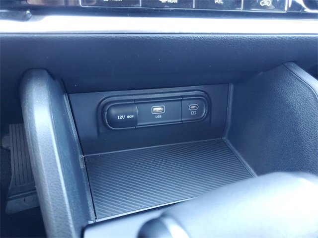 Used 2023 Kia Sportage LX image 30