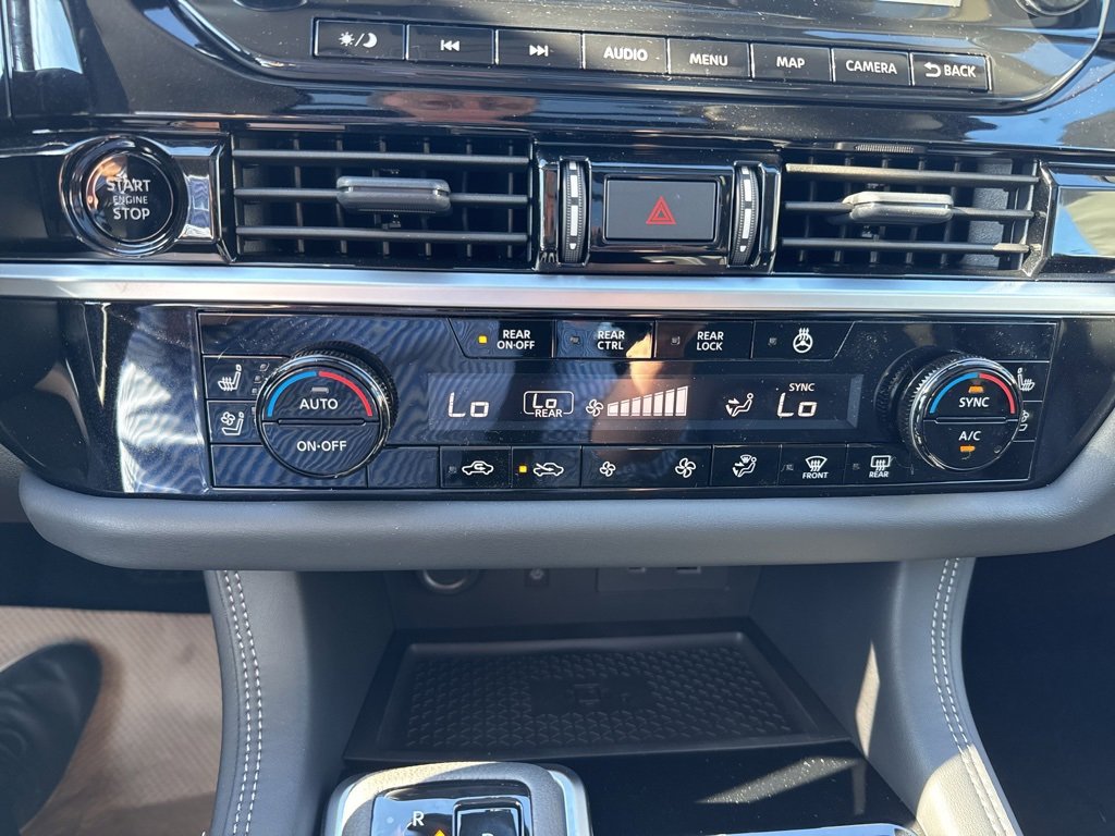 New 2025 Nissan Pathfinder Platinum w/ Black Appearance Package image 29