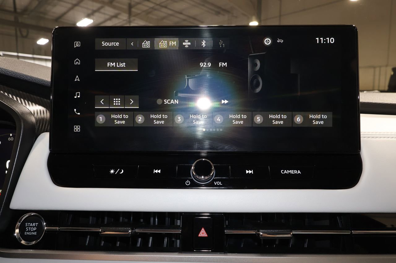 Used 2025 Mitsubishi Outlander SEL FWD image 12