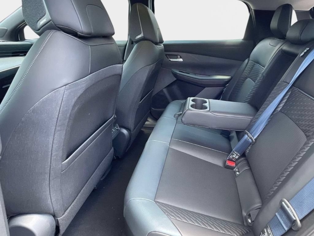 New 2026 Nissan Leaf Platinum+ w/ Floor Mat Package (Platinum+) FWD image 10