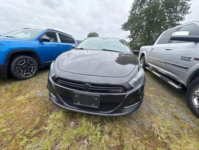 Used 2015 Dodge Dart SXT FWD image 2