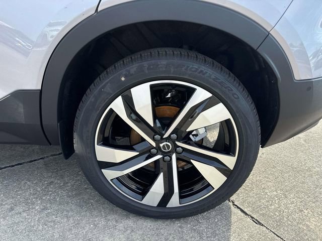 New 2026 Volvo XC40 B5 Ultra image 5