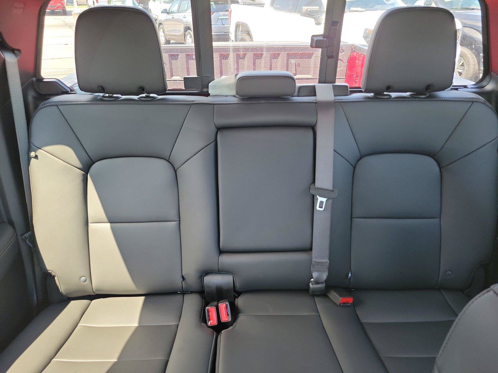 New 2026 GMC Canyon Elevation w/ Convenience Package AWD/4WD image 12
