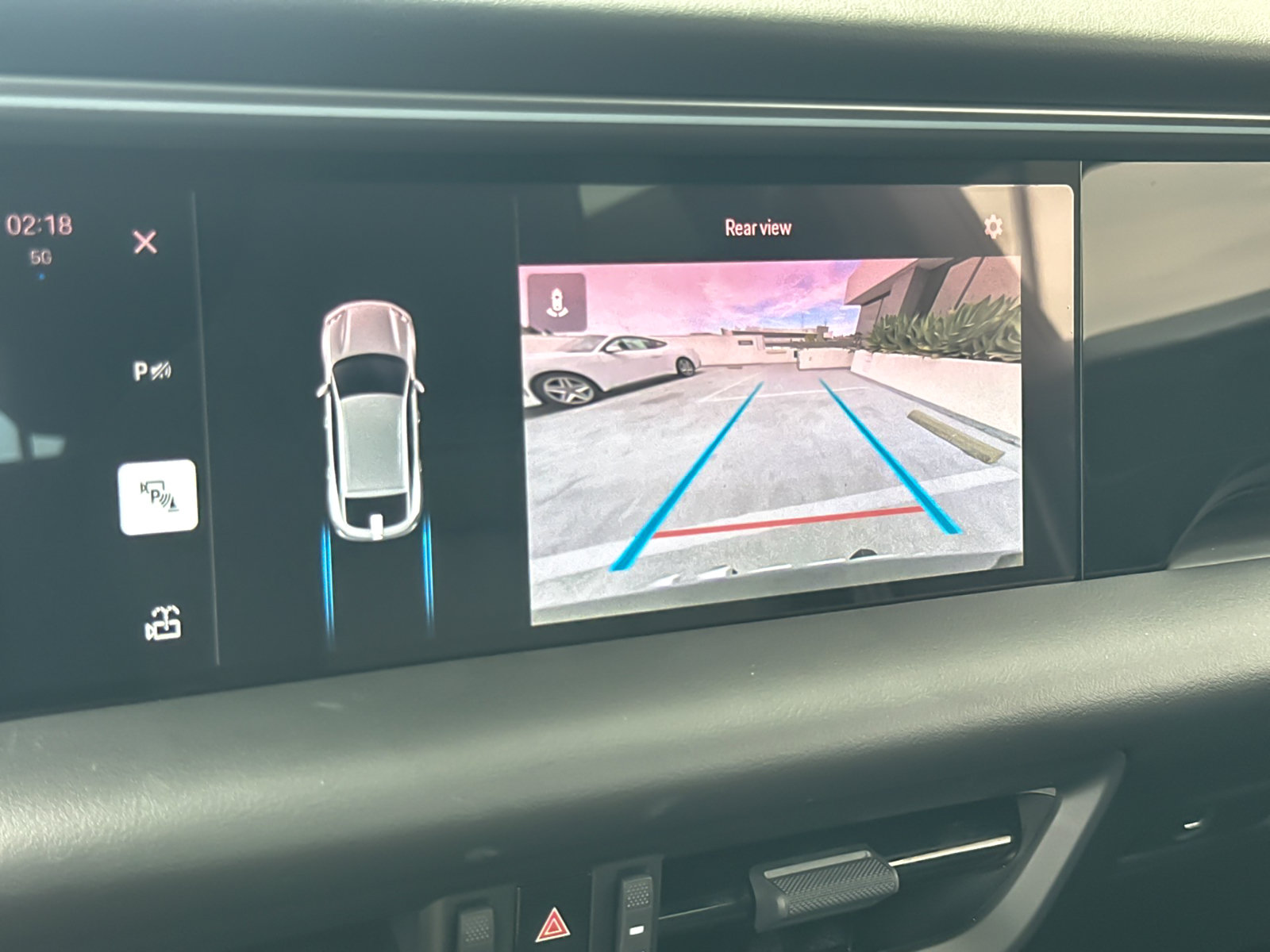Used 2025 Porsche Macan Electric RWD image 19