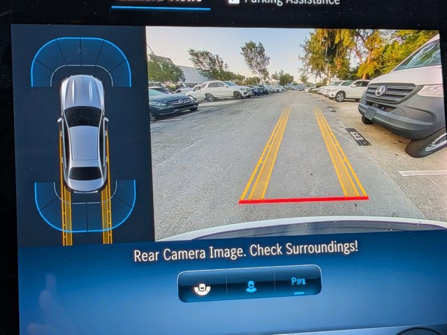 Used 2024 Mercedes-Benz C 300 Sedan image 10