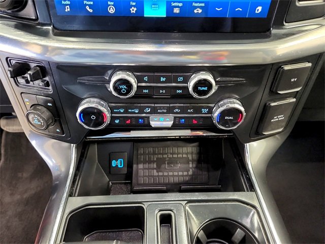 Used 2022 Ford F150 Lariat w/ Equipment Group 502A High image 26