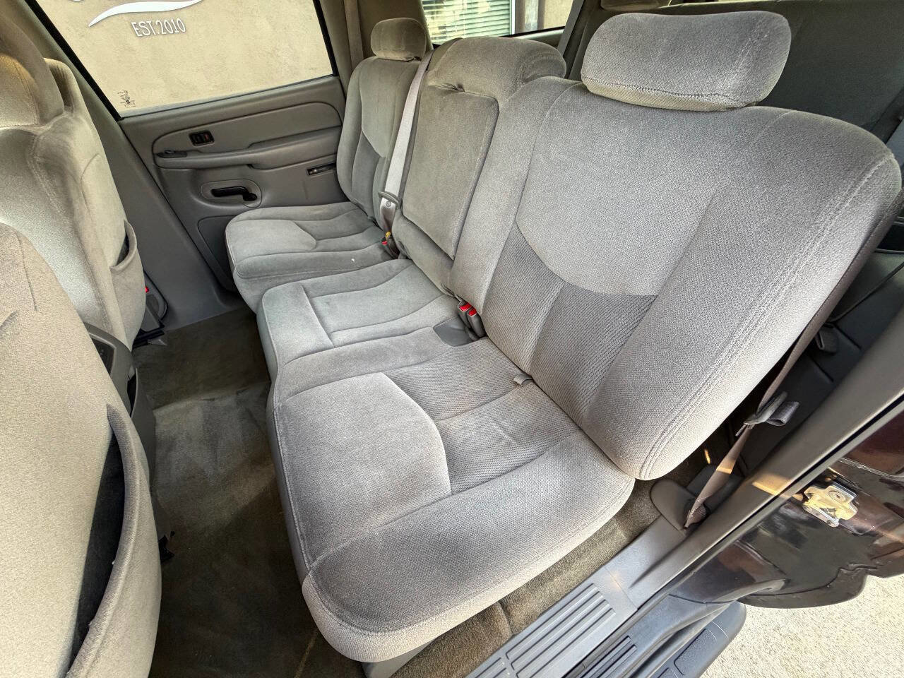 Used 2005 GMC Yukon XL SLE w/ Cargo Package image 13