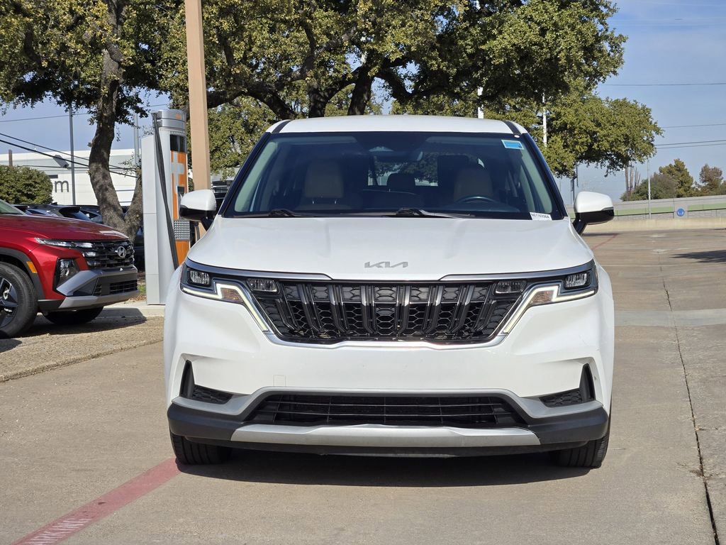 Used 2022 Kia Carnival LX video 2