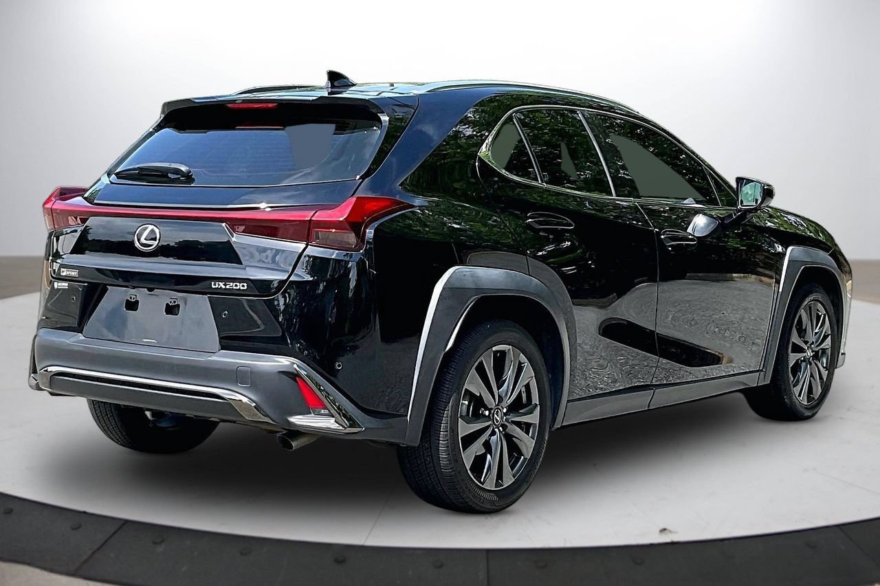 Used 2019 Lexus UX 200 F Sport w/ F Sport Premium Package FWD image 9