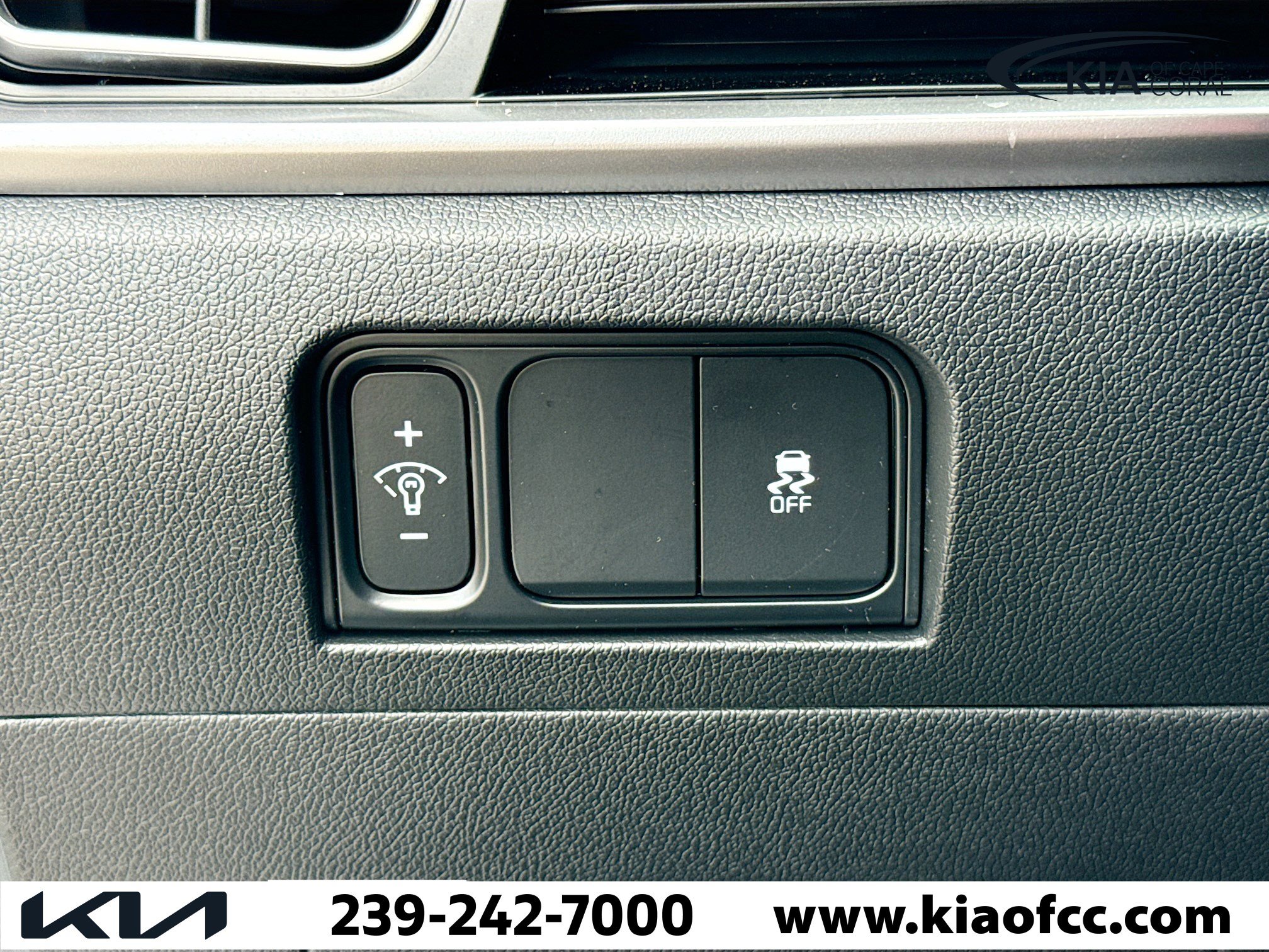 New 2026 Kia Sorento LX FWD image 33
