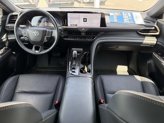 Certified 2025 Toyota Crown AWD/4WD image 22