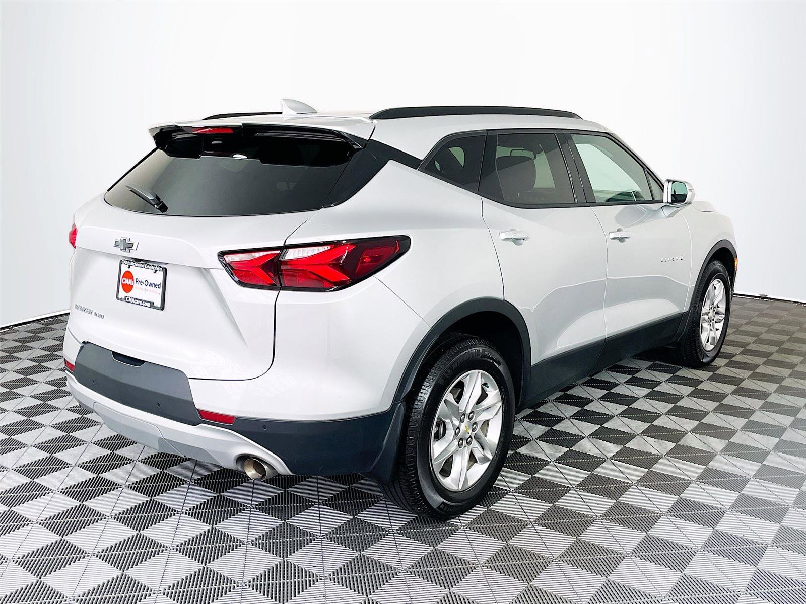 Used 2020 Chevrolet Blazer LT image 9