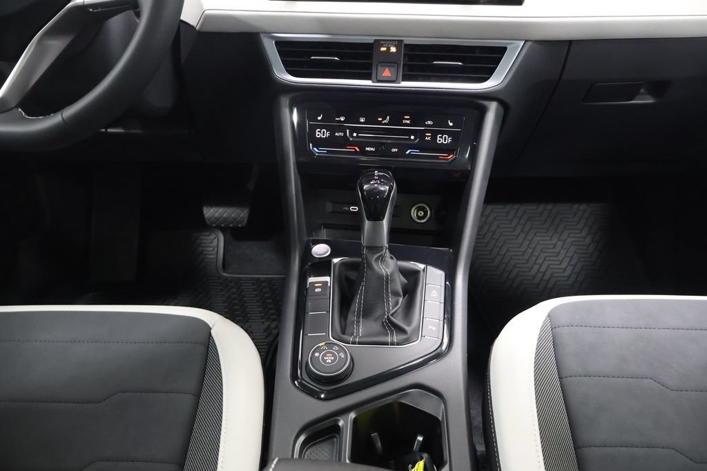 New 2026 Volkswagen Taos SE AWD/4WD image 20
