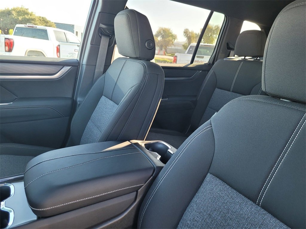 New 2026 GMC Acadia Elevation w/ Black Edition image 14