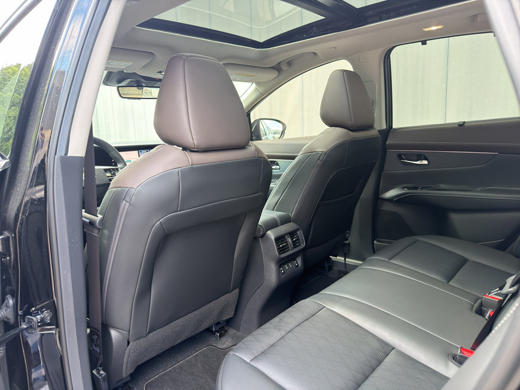 Certified 2026 Nissan Murano Platinum w/ Cargo Package AWD/4WD image 13