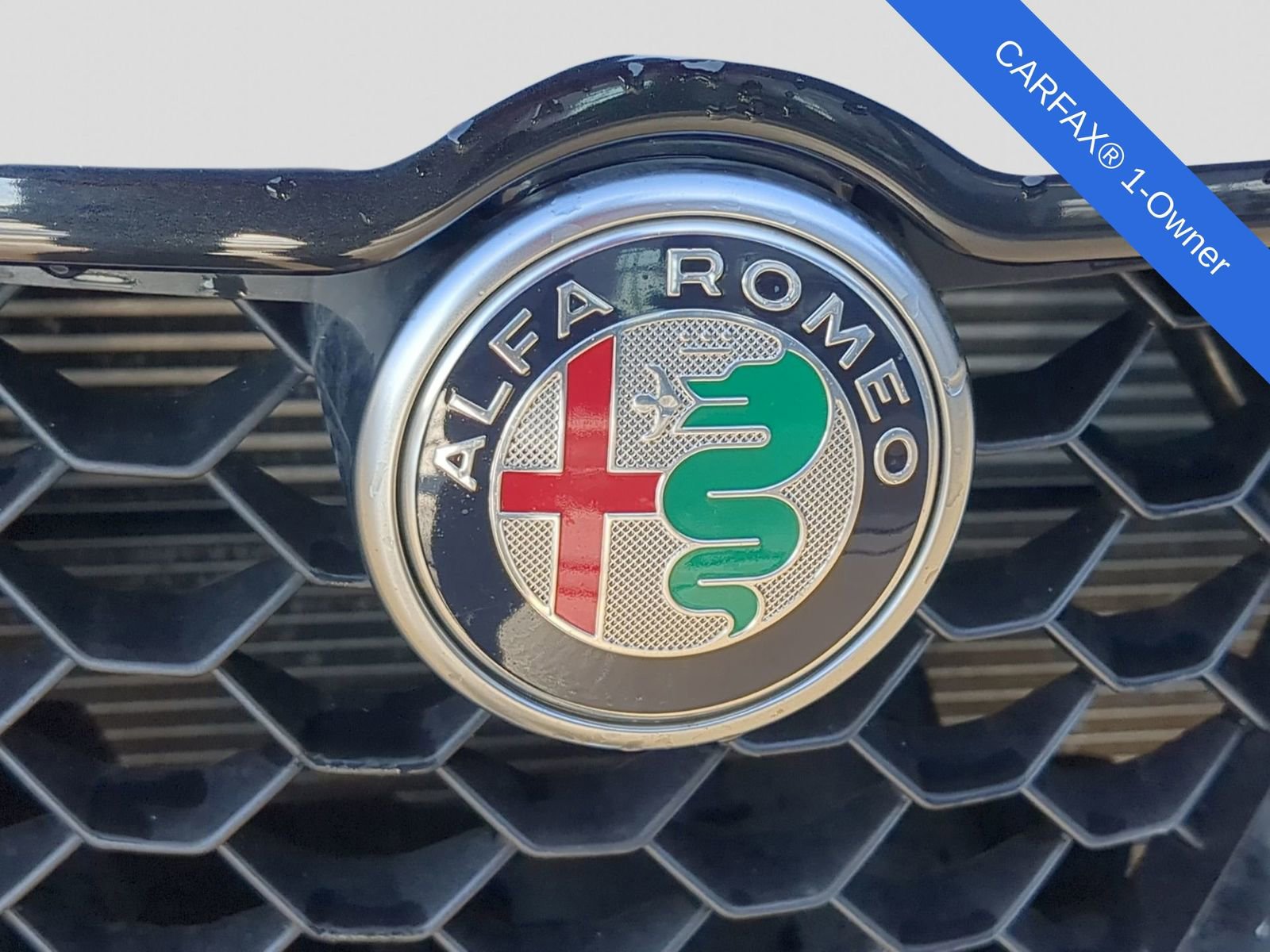 Used 2023 Alfa Romeo Stelvio Ti image 15